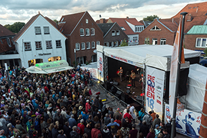 Meldorf: Frequenzen funken weiter Das Meldorfer "Frequenzen-Festival" im letzten Jahr war ein Riesenerfolg. (Foto: Mano Peters)